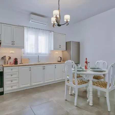 Rose House And Apartments Andiparos Exterior photo