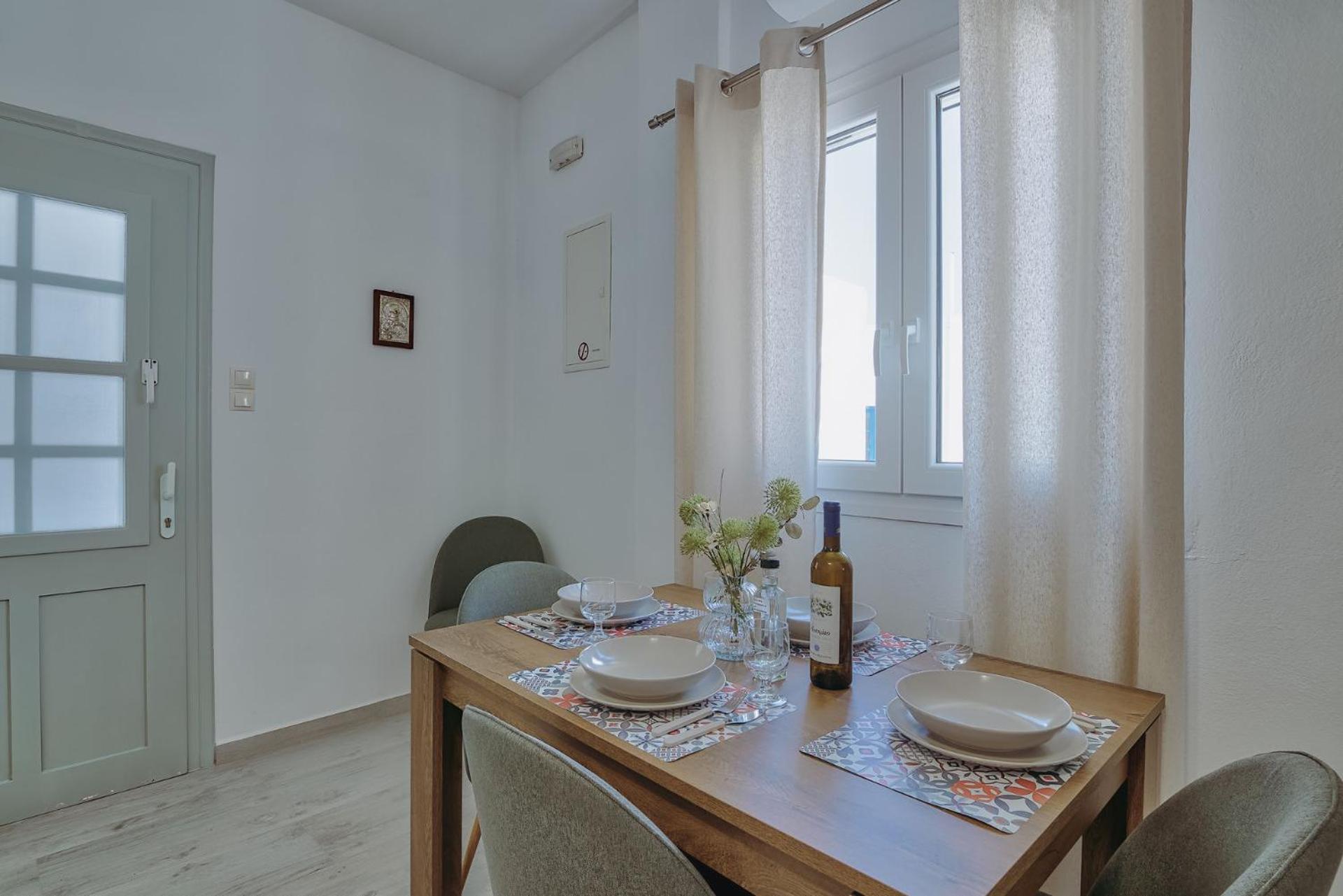 Rose House And Apartamento