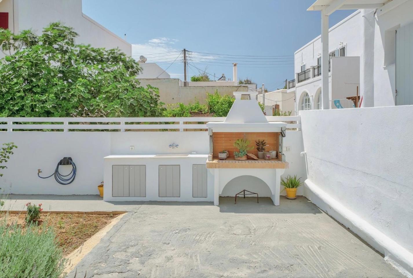 Rose House And Apartment *
