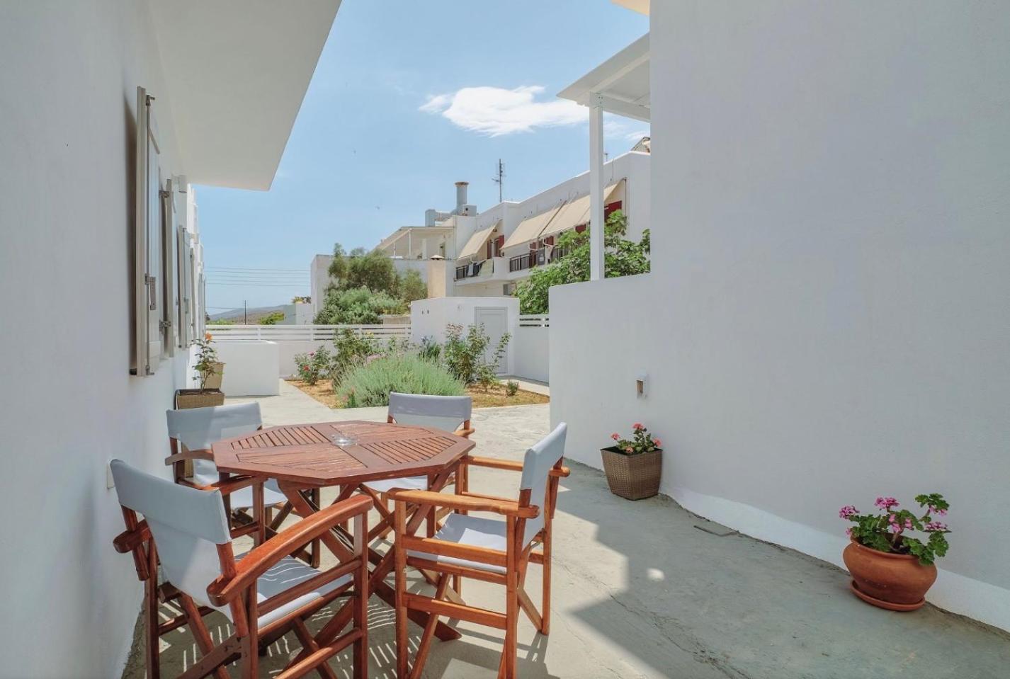Rose House And Apartamento *