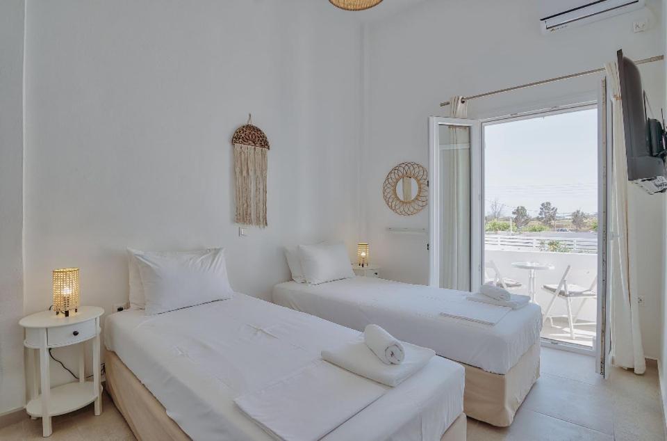 Apartment Rose House And